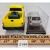 Image 4 : LOT OF 2 - DIE CAST MODELS - INCL ERTL JOHN DEERE TRUCK & MAISTO HONDA PILOT