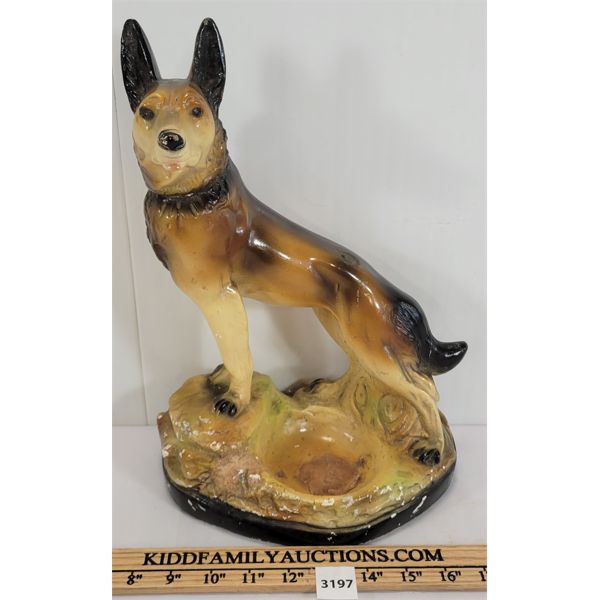 CHALKWARE (?) DOG FIGURINE ASHTRAY