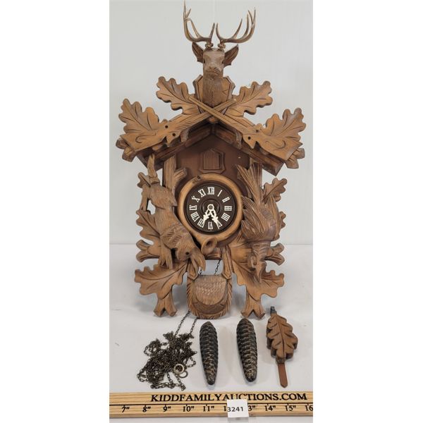 CUCKOO CLOCK W/ HUNTING MOTIF