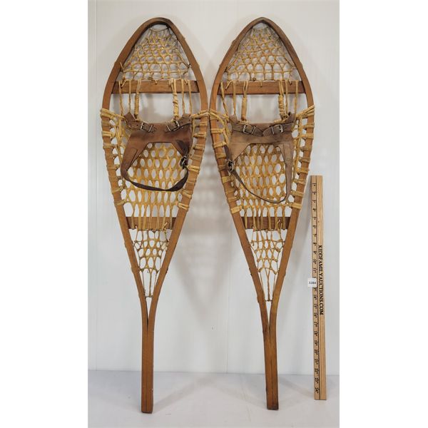 PAIR OF VINTAGE SNOWSHOES