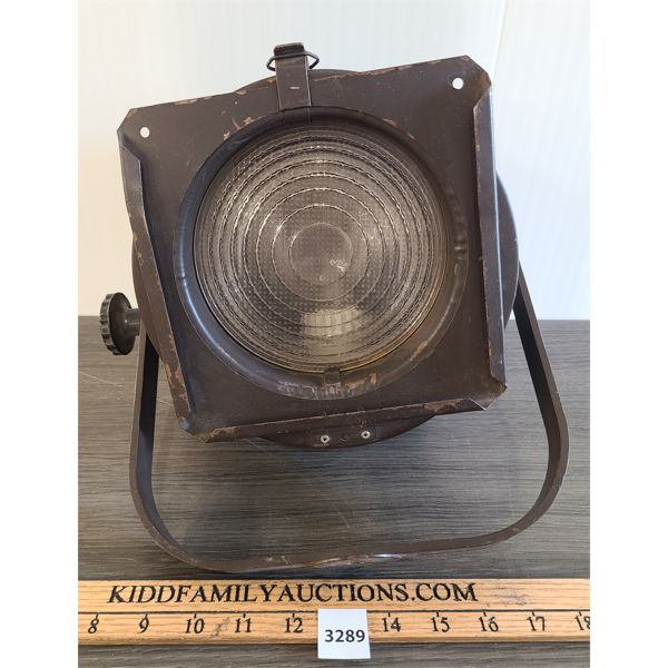 STAGE & T.V LUMINAIRE