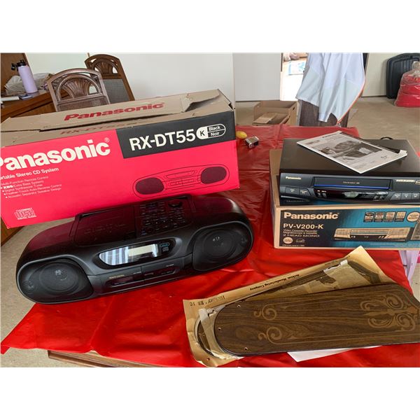 Panasonic RX-DT55 Stereo CD player,Panasonic PV-V200K VHS player, both new in box, 4 Fan blades