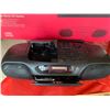 Image 3 : Panasonic RX-DT55 Stereo CD player,Panasonic PV-V200K VHS player, both new in box, 4 Fan blades