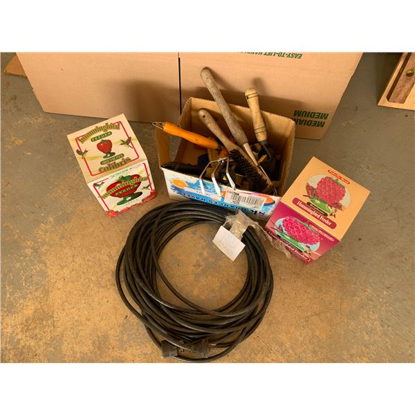 Garden Hand tools Humming Bird Feeders, and 50' extension cable
