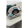 Image 8 : MAKITA ANGLE GRINDER AND SKILSAW BOTH WORKING