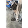 Image 8 : 3 RUSTIC DRIFTWOOD LAWN DECOR