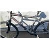 Image 2 : GREY RALEIGH BIKE