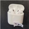 Image 2 : APPLE AIRPODS WITH LIGHTNING CHARGING CASE TESTED AND WORKING