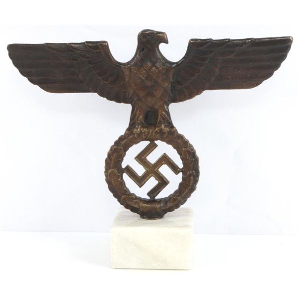 WWII GERMAN THIRD REICH EAGLE DESK DECORATION