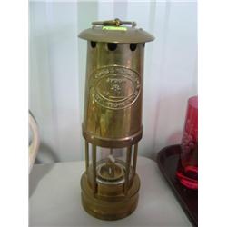 BRASS LANTERN E. THOMAS & WILLIAMS; MADE IN WALES UK; STAMPED 1984; #147072