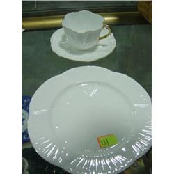 SHELLY ENGLAND BONE CHINA WITH CUP & SAUCER AND 8 INCH PLATE