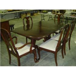 6-PC CHERRY FINISH DINING ROOM TABLE & CHAIRS