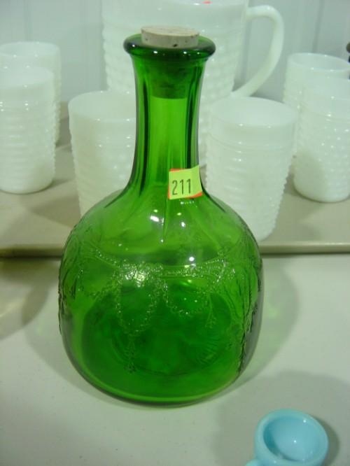 GREEN WHITE HOUSE VINEGAR BOTTLE
