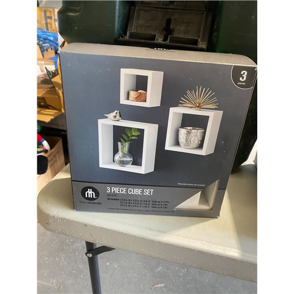 Shadow box wall decor