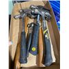 Image 1 : Hammers