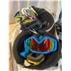 Image 1 : Helmets and goggles