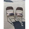 Image 1 : Folding chairs