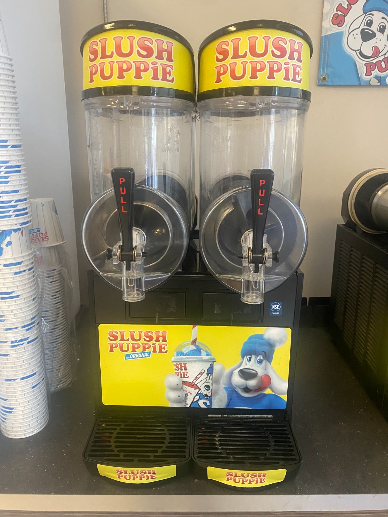 Slush machine needs motor on one side