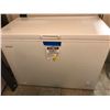 Image 1 : Danby chest freezer contents not included