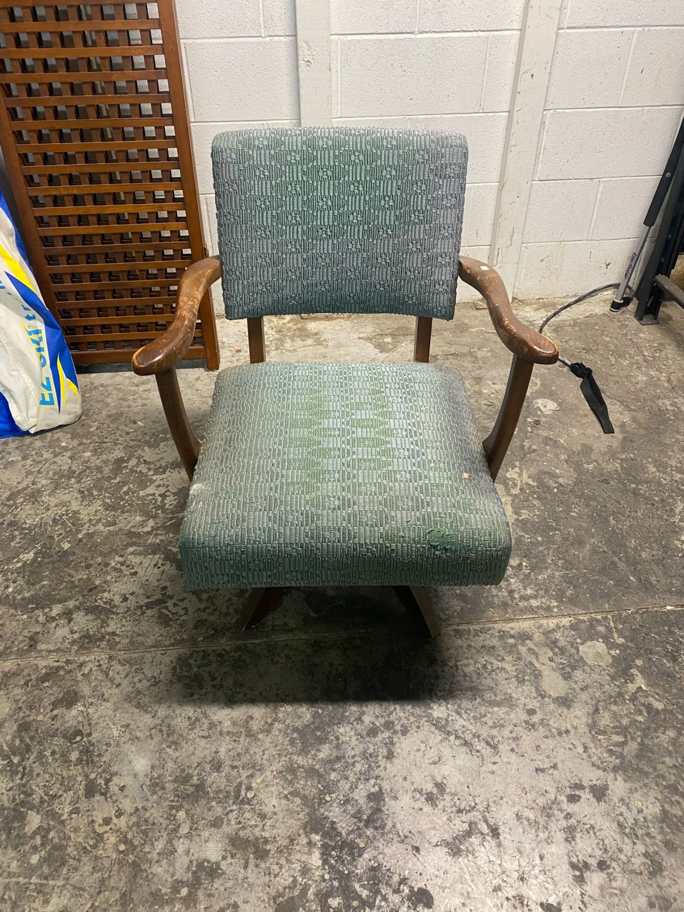 Vintage swivel rocker