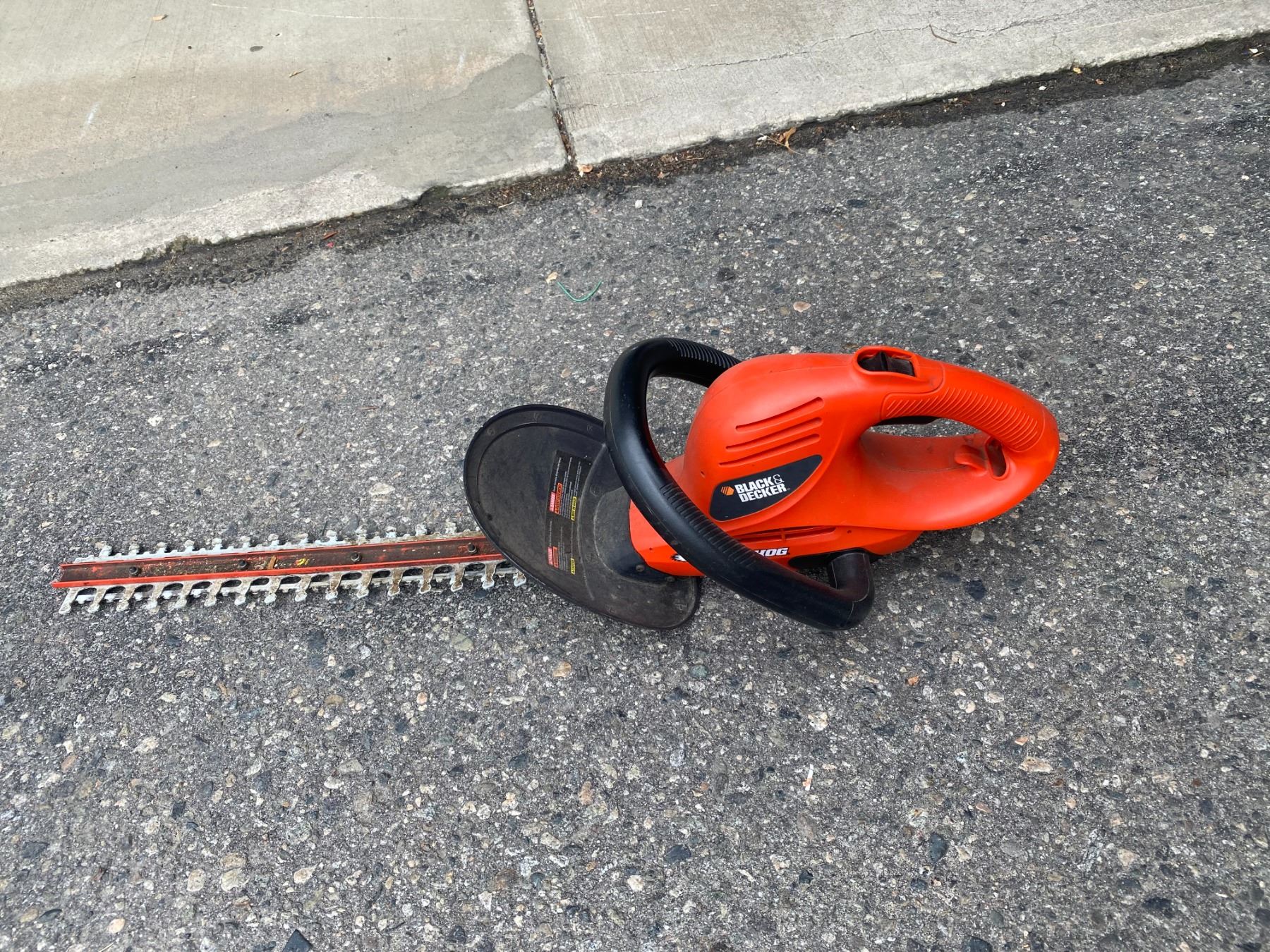 Black and decker hedge hog
