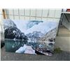 Image 1 : Canvas wall hanging