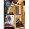 Image 2 : Wood toolbox and contents