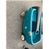 Image 2 : Step 2 wagon