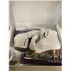 Image 1 : GAM figure skates