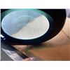 Image 2 : Magnifying light and powerbar