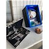 Image 1 : Kitchen items with folding crate  and bbq set