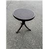 Image 1 : Side table
