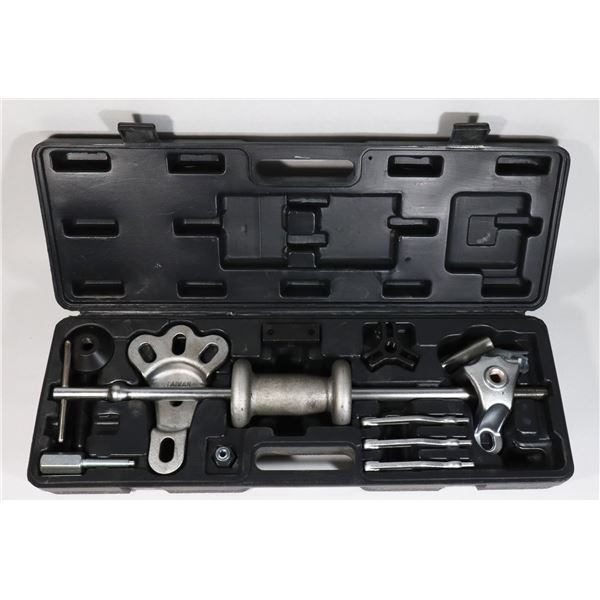 PRO POINT SLIDE HAMMER PULLER KIT IN CASE