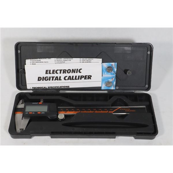 ELECTRONIC DIGITAL CALIPER WITH SPARE BATTERIES