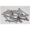 Image 1 : FLAT OF ASSORTED SIZED WRENCHES AND ONE