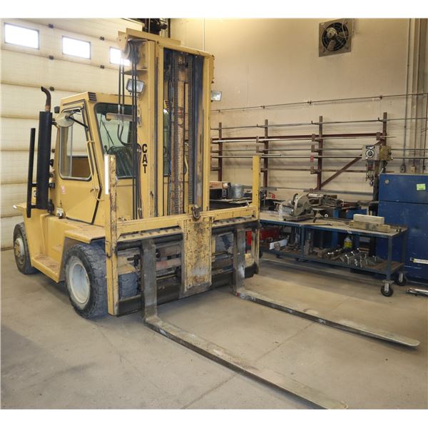 CATERPILLAR V140 FORKLIFT (14,000LB CAPACITY)