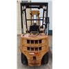 Image 5 : CATERPILLAR V50B FORKLIFT (4,425LB CAPACITY)