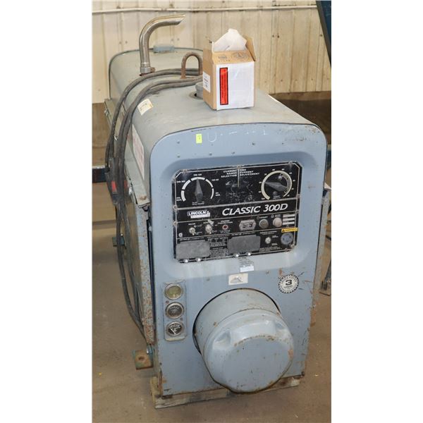 LINCOLN ELECTRIC CLASSIC 300D PORTABLE WELDER