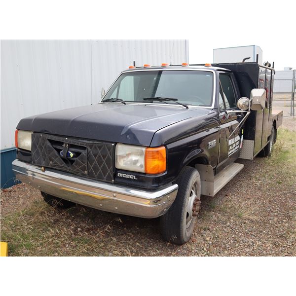 1987 FORD F-350 DIESEL WITH WELDER + TOOL STORAGE