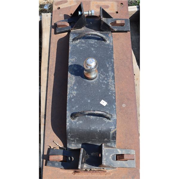 FIFTH WHEEL HITCH (2-5/16" BALL) 7000LBS