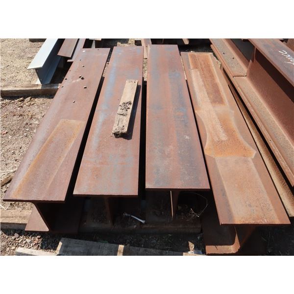 LARGE GROUP OF INDUSTRIAL STEEL BEAMS