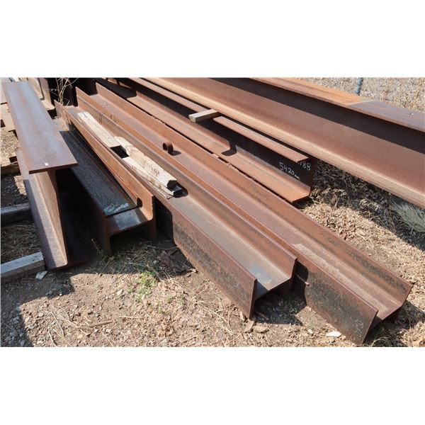 LARGE GROUP OF INDUSTRIAL STEEL BEAMS