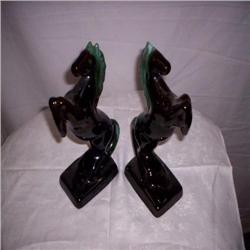 Pair of clay horse figurines