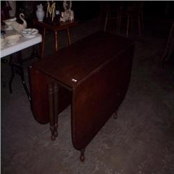 Mahogany drop leaf table