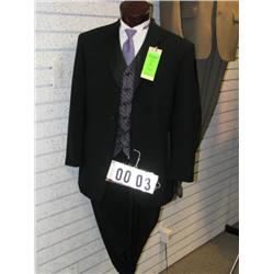 3/4 TORSO MANEQUIN W/STAND AND TALLIAUOMO TUXEDO SUIT