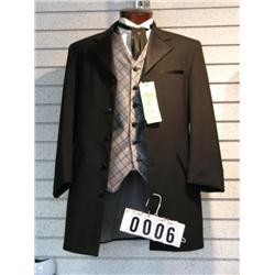 1/2 TORSO MANEQUIN W/TUXEDO SHIRT,VEST,COAT AND TIE