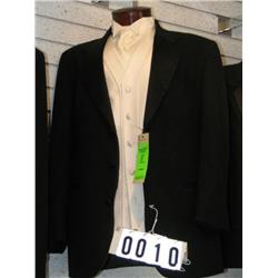 1/2 TORSO MANEQUIN W/TUXEDO SHIRT,VEST,COAT AND TIE
