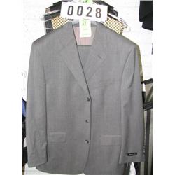 SUPER 110'S GREY COLOR COAT AND PANT (44REG 37 W)