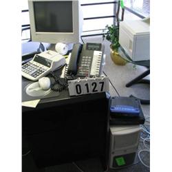 PENIUM 3 GATEWAY COMPUTER W/MONITOR