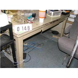 2 DRAW LATERAL FILE AND 2 METAL TABELS